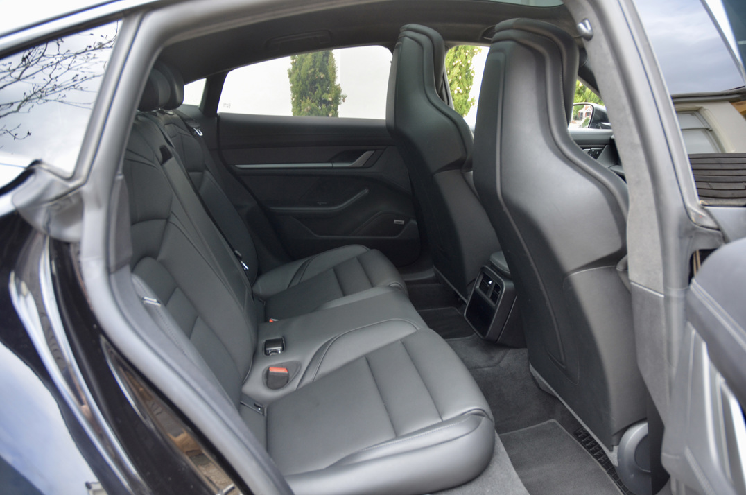 Porsche Taycan Turbo S gallery image 48