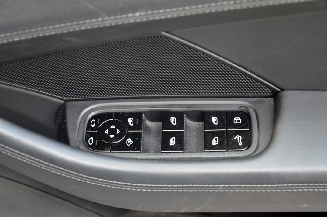 Porsche Panamera 2.9 V6 E-Hybrid 17.9KW Gen 2.2 gallery image 47