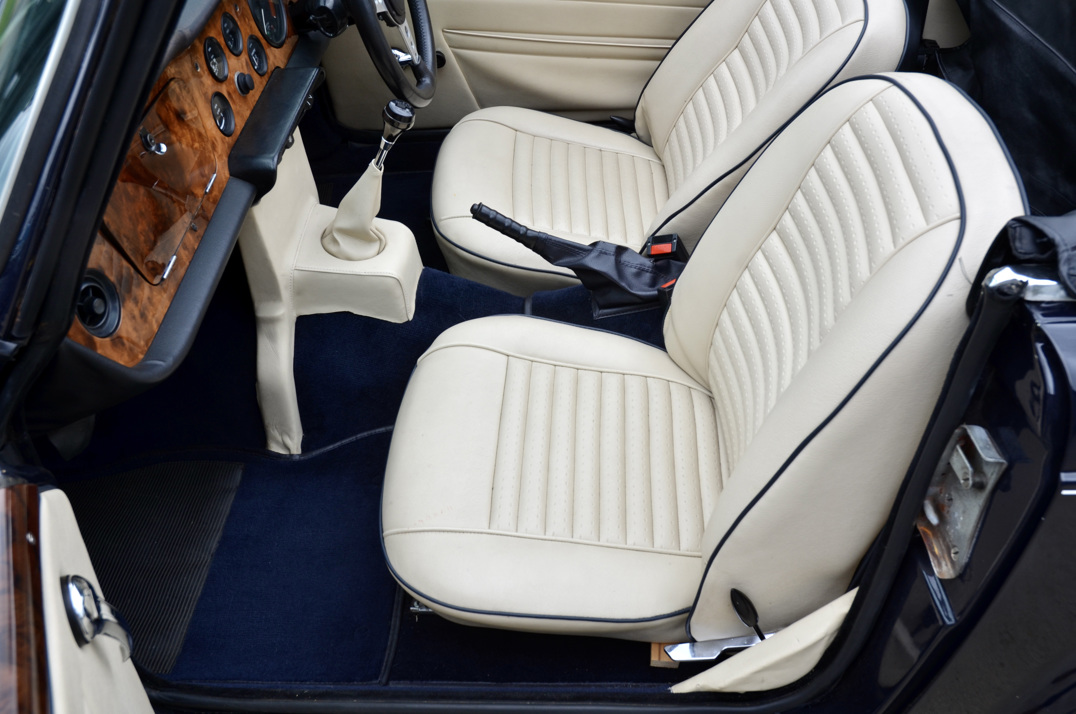 Triumph TR-6. gallery image 37