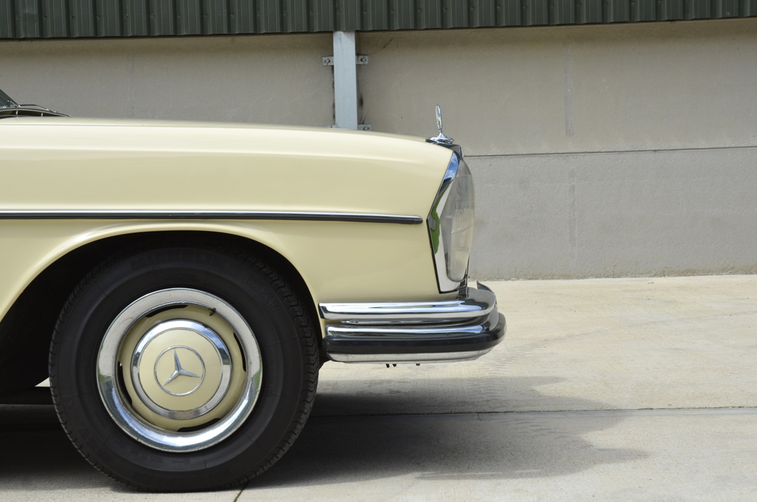 Mercedes W108 280 SE. gallery image 15