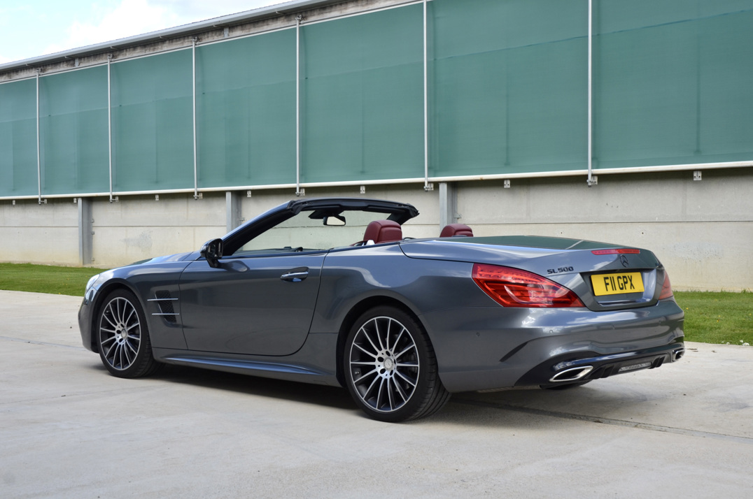 Mercedes SL500 AMG Roadster gallery image 18