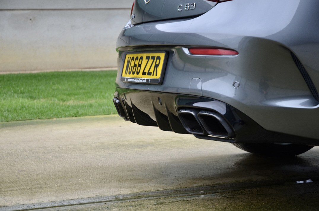 Mercedes C63 AMG 4.0 Biturbo Premium Plus. gallery image 16