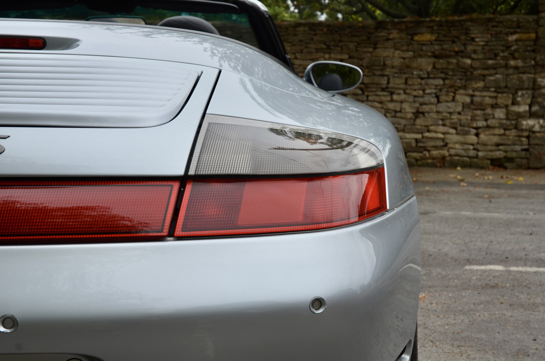 Porsche 911 (996) Carrera 4s Tip-Tronic Auto gallery image 30