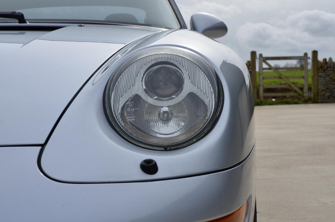 Porsche 911 993 Carrera Coupe Tip gallery image 24