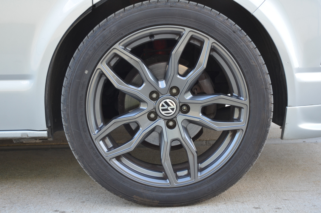 Volkswagen Transporter Camper TDI Bluemotion gallery image 17