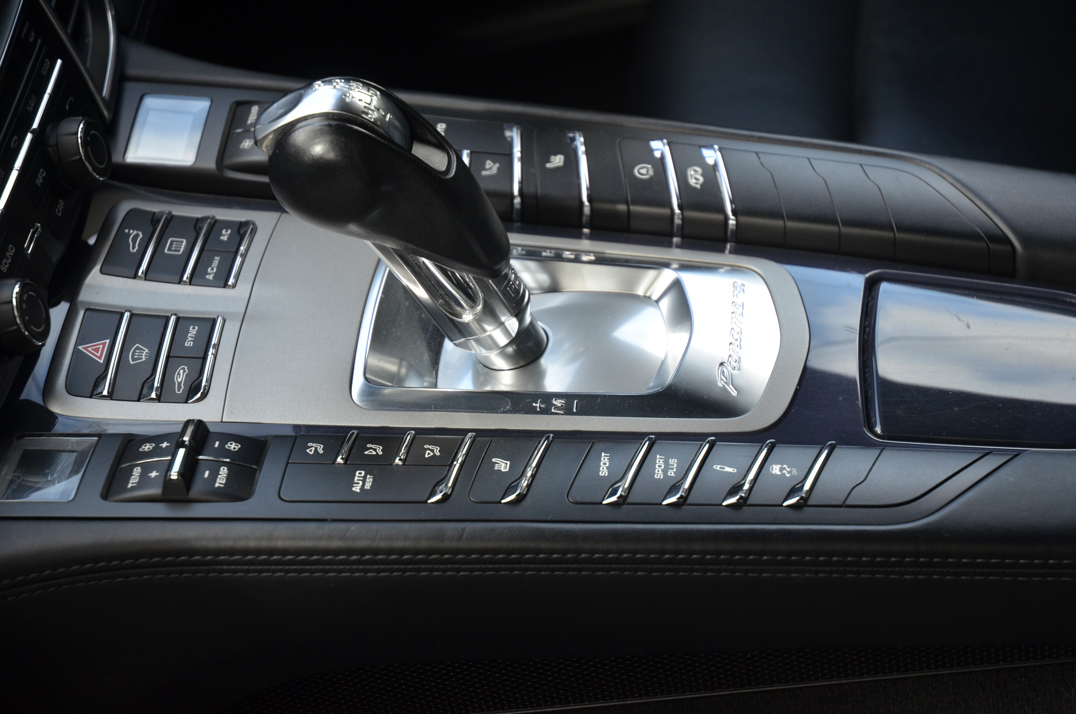 Porsche Panamera 4S - 3.0 V6 4S Hatchback 5dr Petrol PDK 4WD Euro 5 (420 ps) gallery image 47