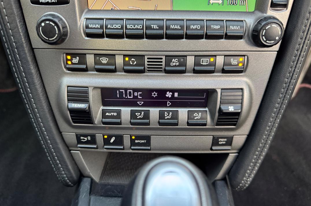 Porsche 911 Carrera 3.8s Tip Tronic Coupe .. gallery image 13