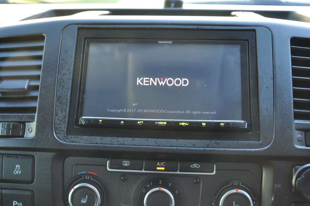 Volkswagen T5 4 Motion Kombi / Camper gallery image 25