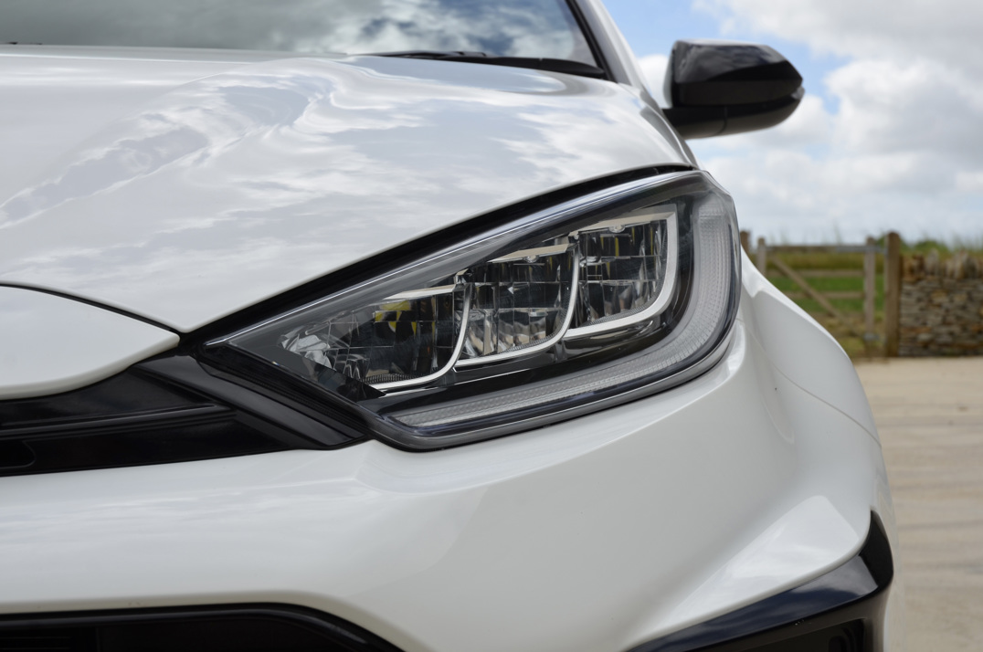 Toyota GR Yaris Circuit 4WD - Manual gallery image 21