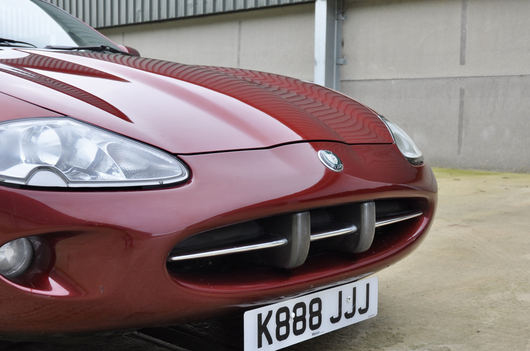 Jaguar XK8 Convertible gallery image 20