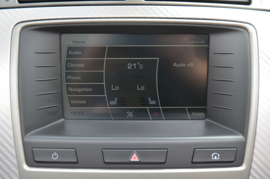 Jaguar XKR 4.2 Auto Convertible gallery image 52