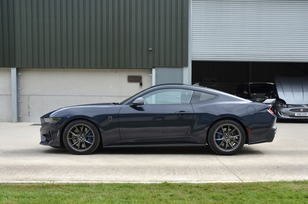 Ford Mustang 5.0 V8 Dark Horse Coupe Selshift - Euro 6. gallery image 10