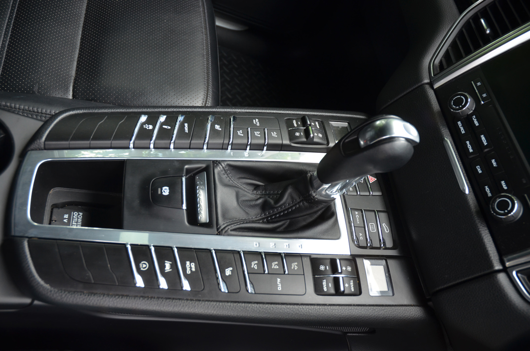 Porsche Macan 3.0 S PDK. 17K In optional extras FP+PSSH gallery image 50