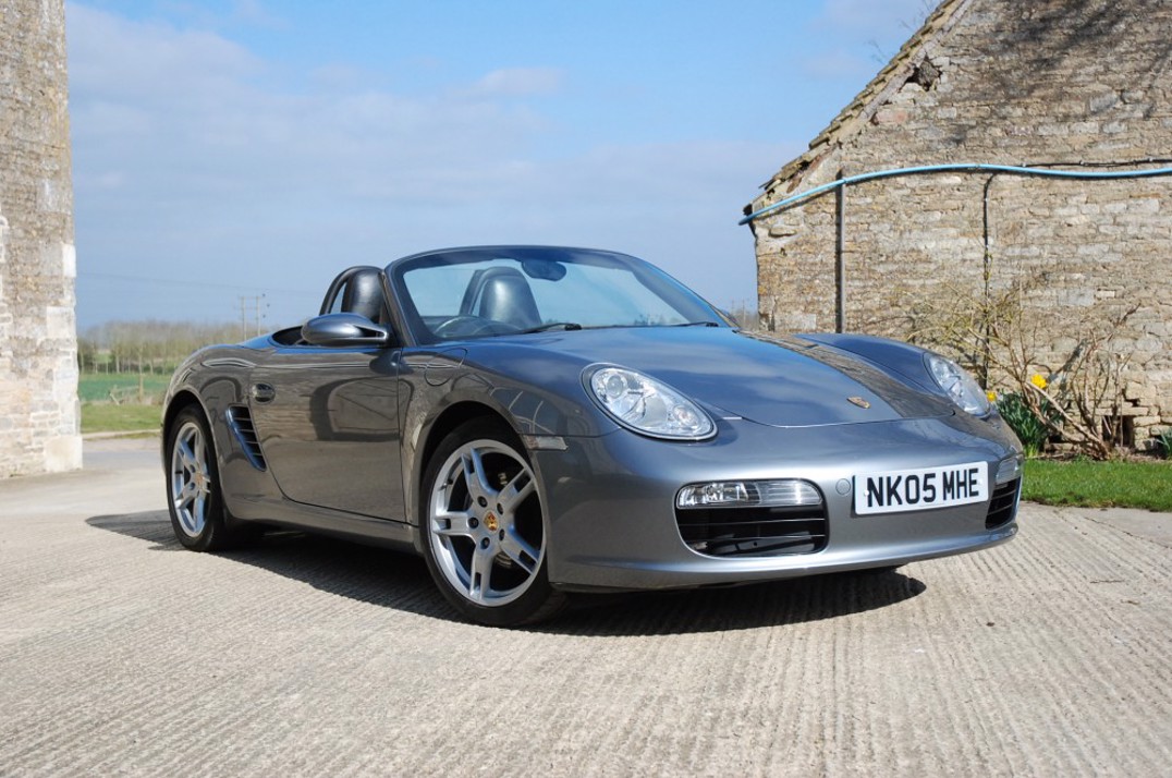 2005 Porsche Boxster 2.7 gallery image 1
