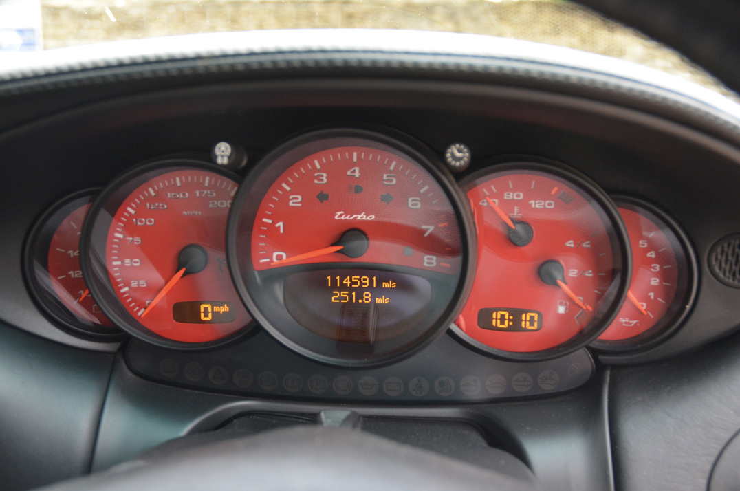 Porsche 911 (996) Turbo manual gallery image 46