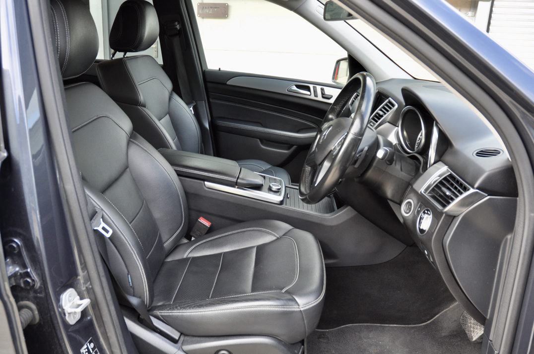 Mercedes ML 350D Bluetech gallery image 19