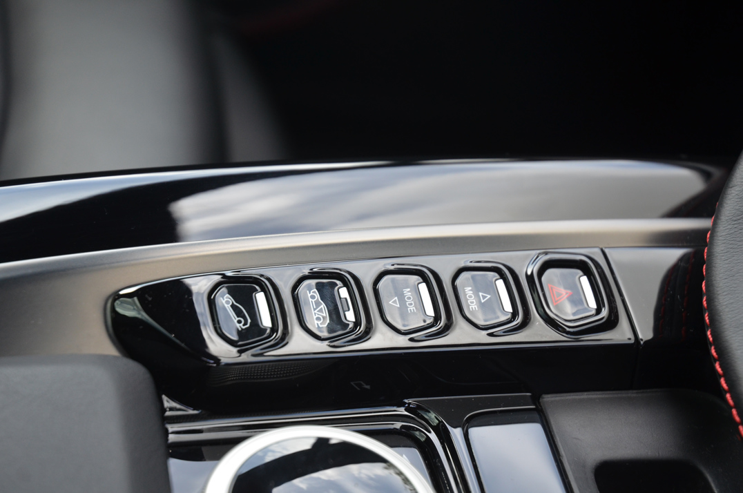 Aston Martin DBX 4.0 V8. gallery image 49