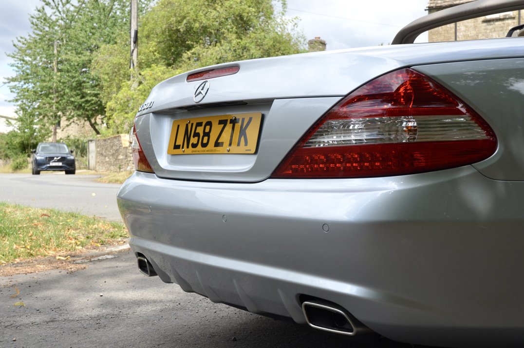 Mercedes SL 500 5.5 Auto gallery image 17