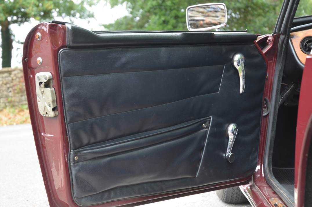 Triumph TR-6 PI CP150. gallery image 41