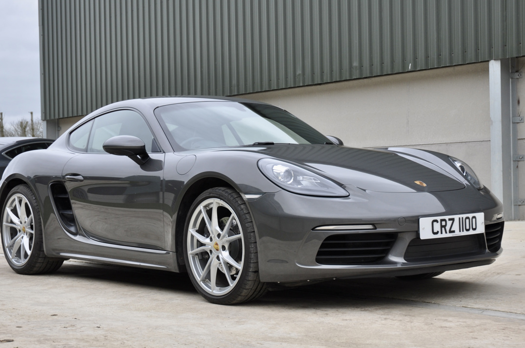 Porsche Cayman T 718/982 gallery image 4