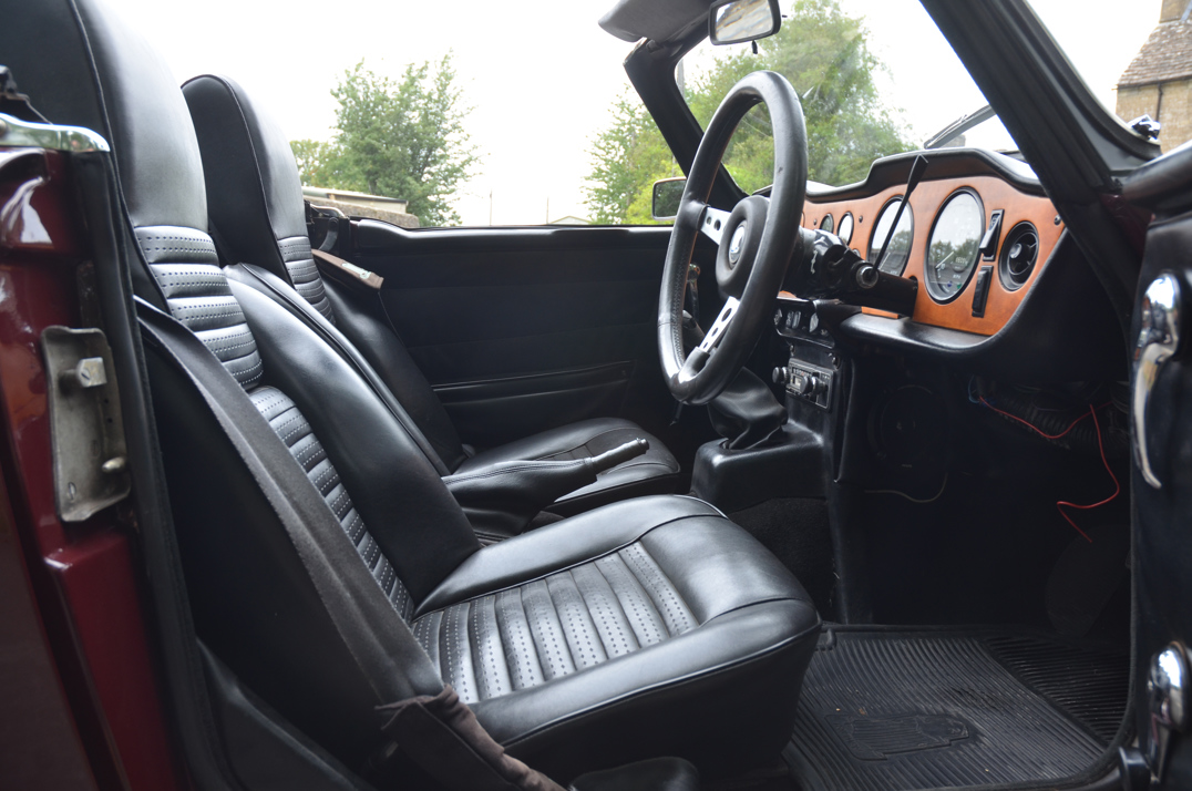 Triumph TR-6 PI CP150. gallery image 38
