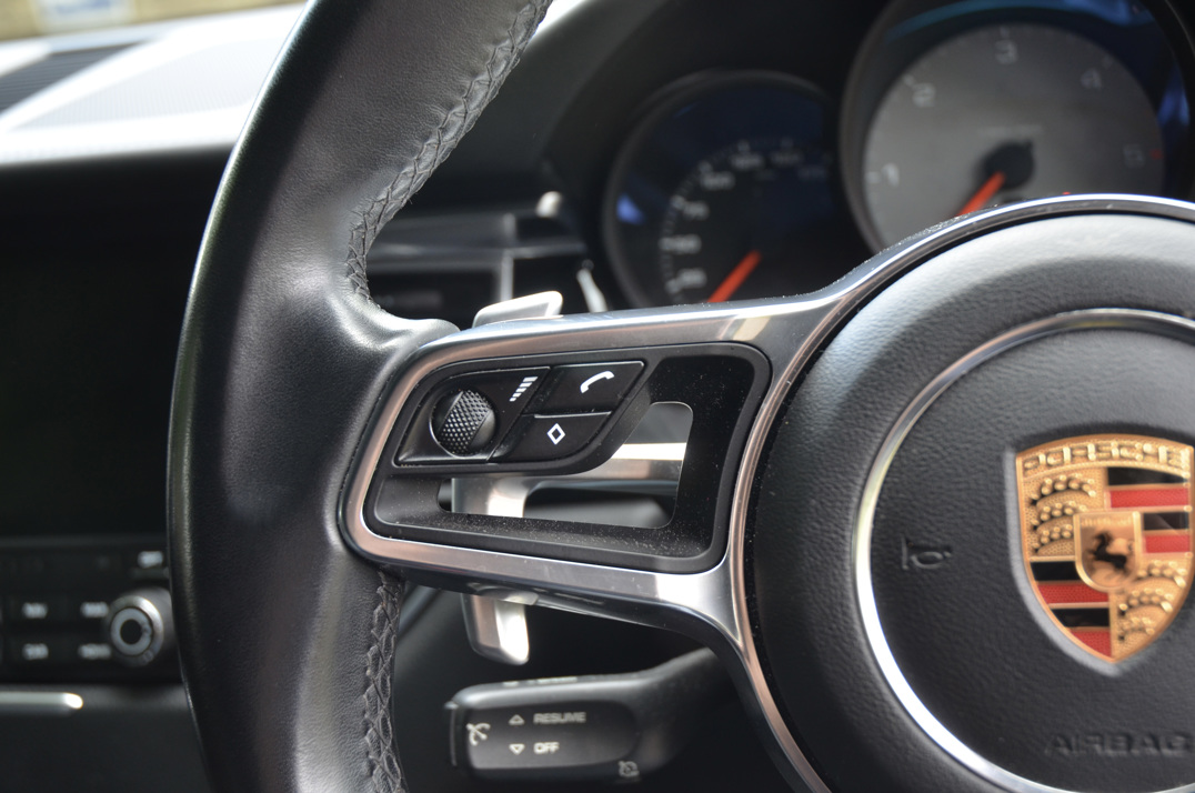 Porsche Macan 3.0 S PDK. 17K In optional extras FP+PSSH gallery image 44