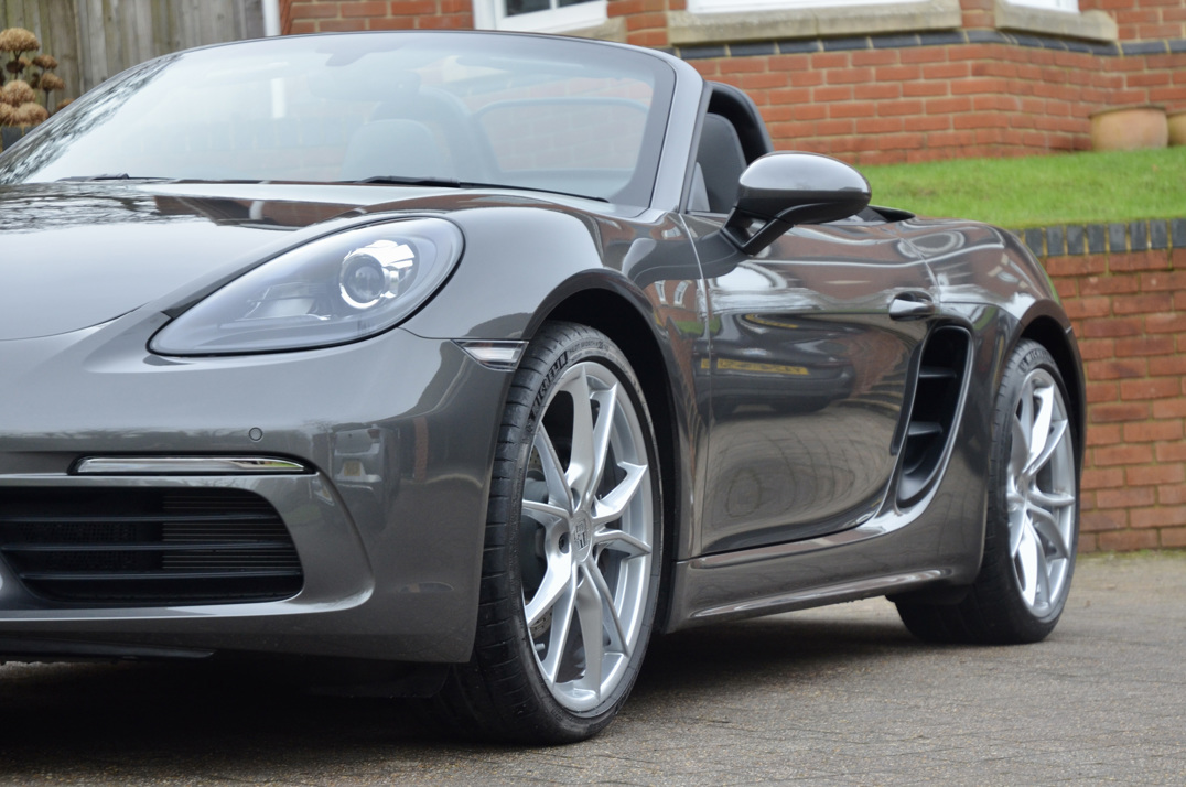 Porsche Boxster 718 PDK gallery image 21