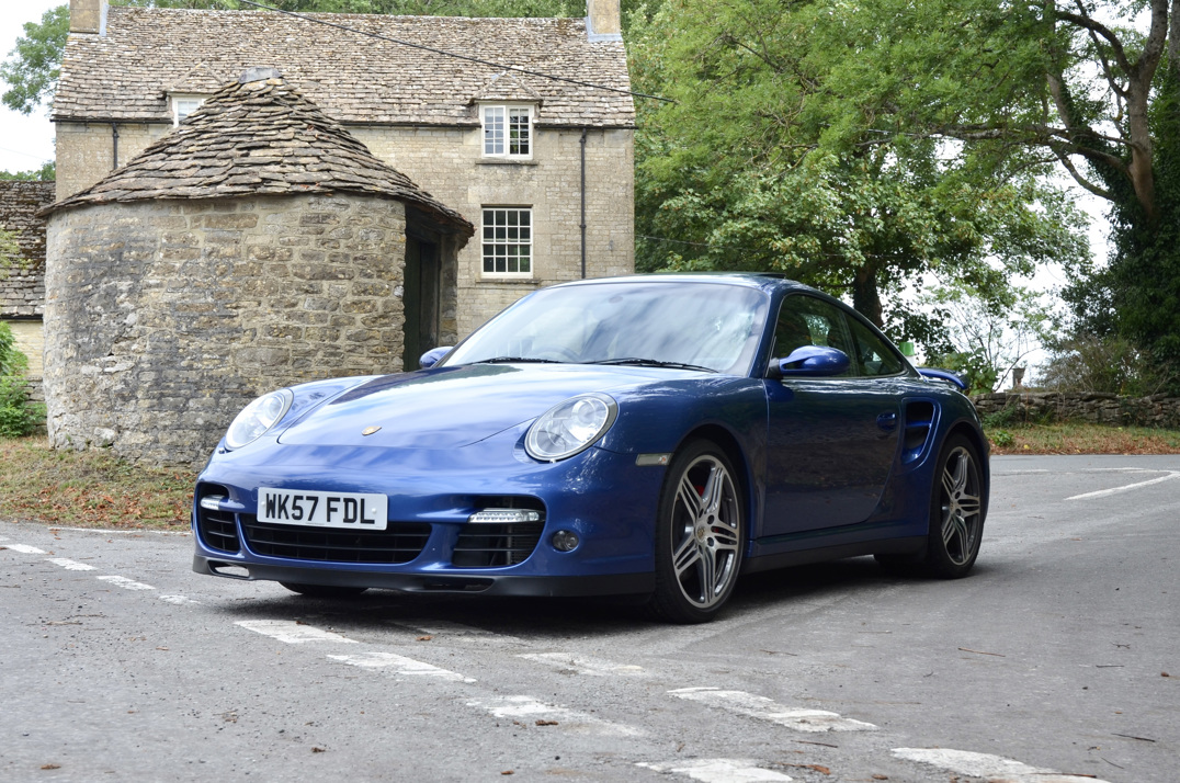 Porsche 911 Turbo Tip-Tronic Gen I gallery image 2