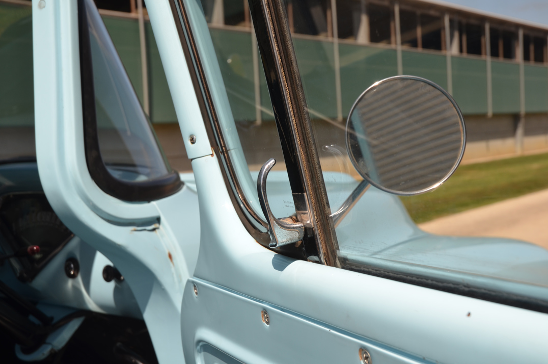 Chevrolet GMC 100 PICK UP - 1957 gallery image 49