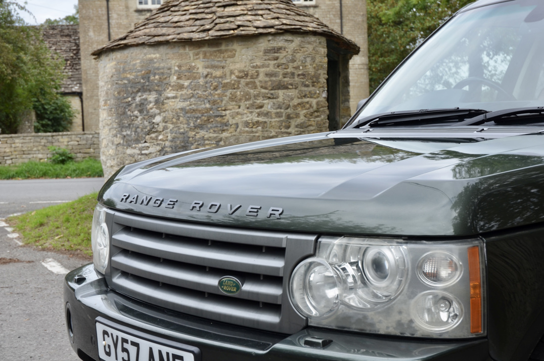Land Rover Range Rover Vogue TDV8 gallery image 18