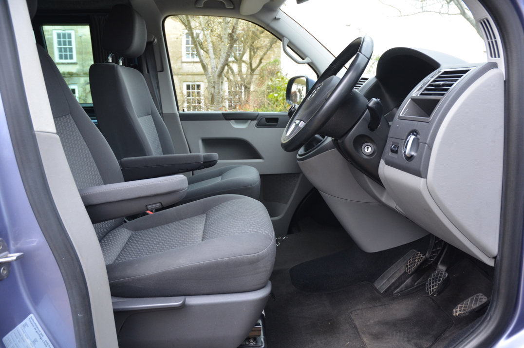 Volkswagen T30 180 4 Motion Danbury Camper. gallery image 27