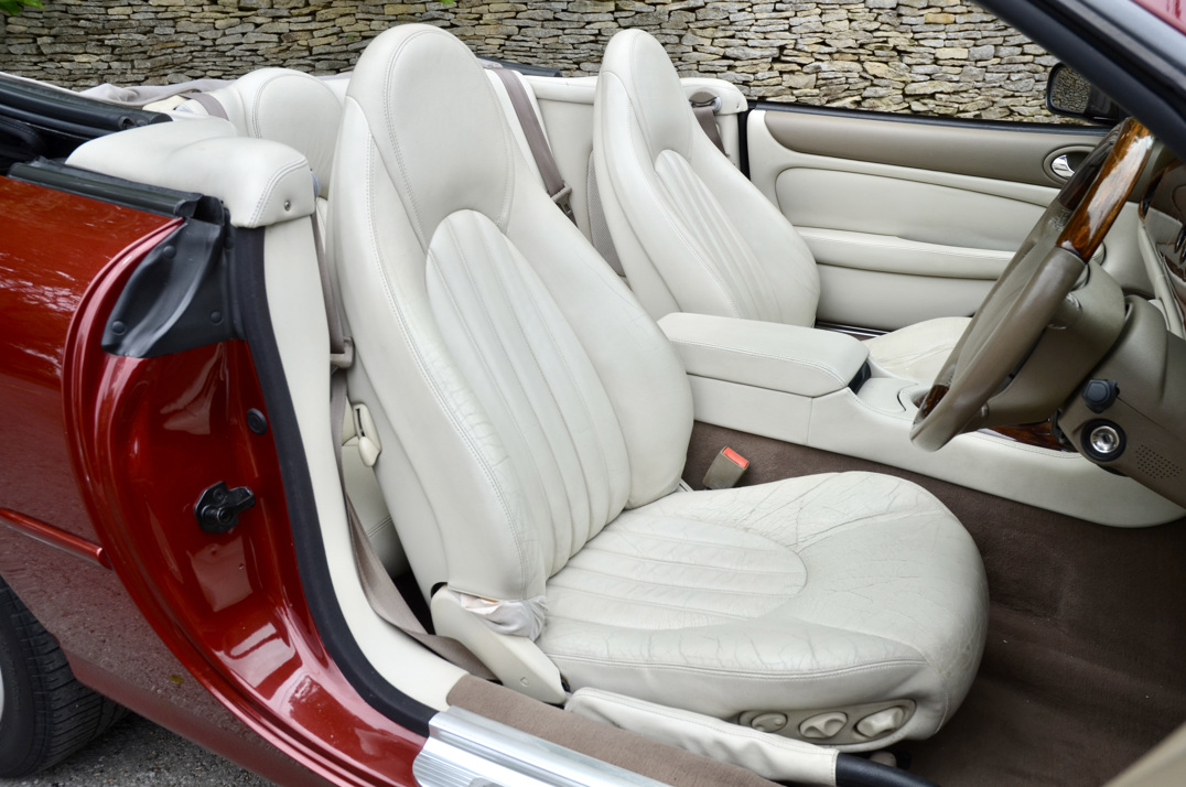 Jaguar XK8 Cabriolet. Just 30,000 Miles. Superb gallery image 34