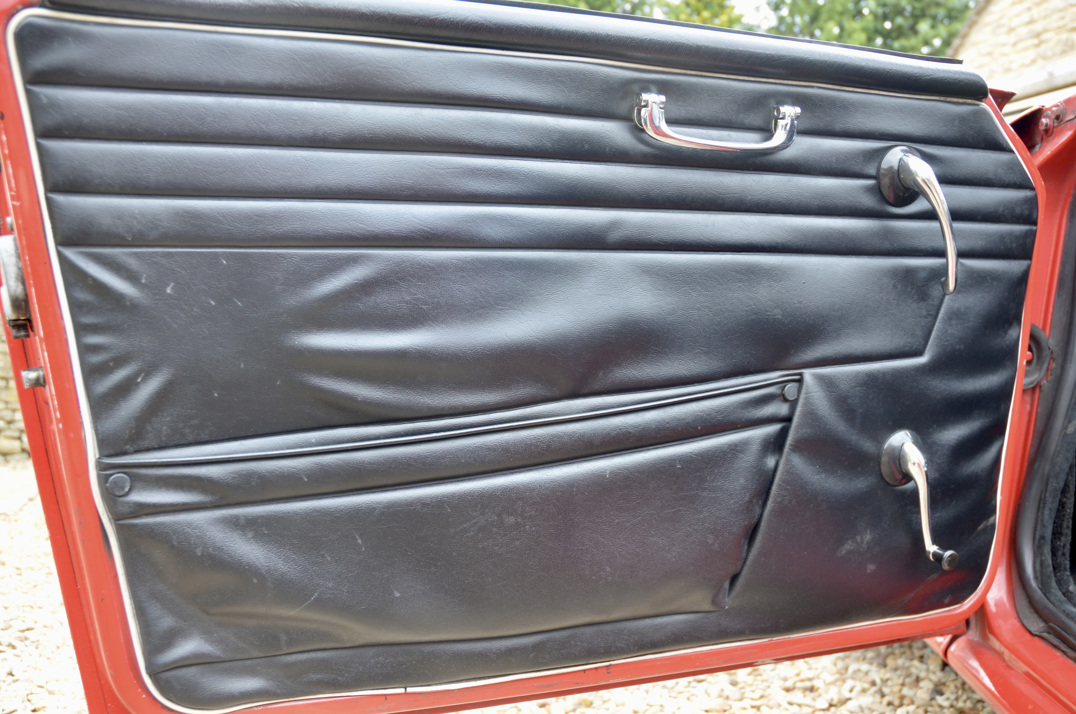 Triumph TR4A gallery image 39