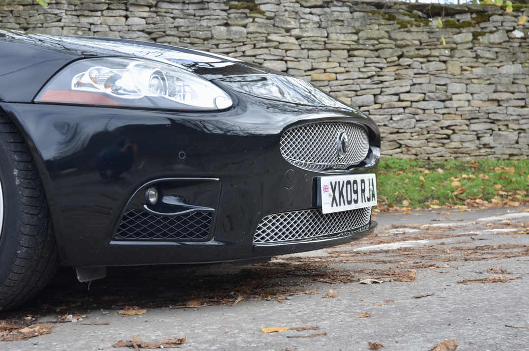 Jaguar XKR 4.2 Sports Coupe gallery image 13