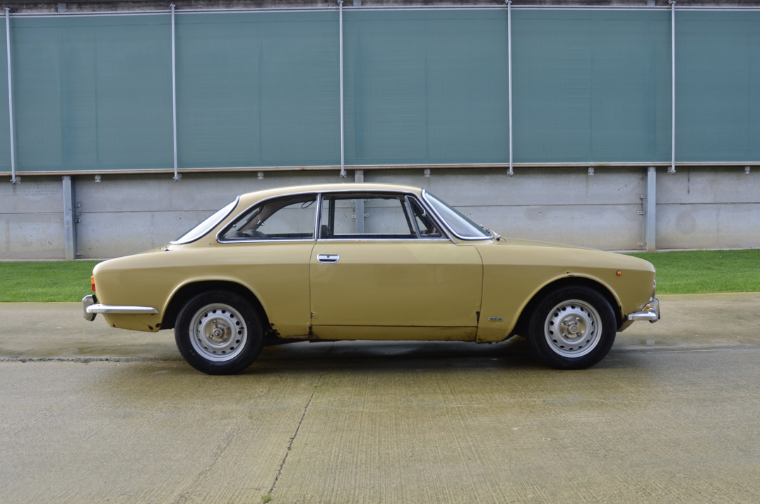 Alfa Romeo 2000 GTV (2) gallery image 5