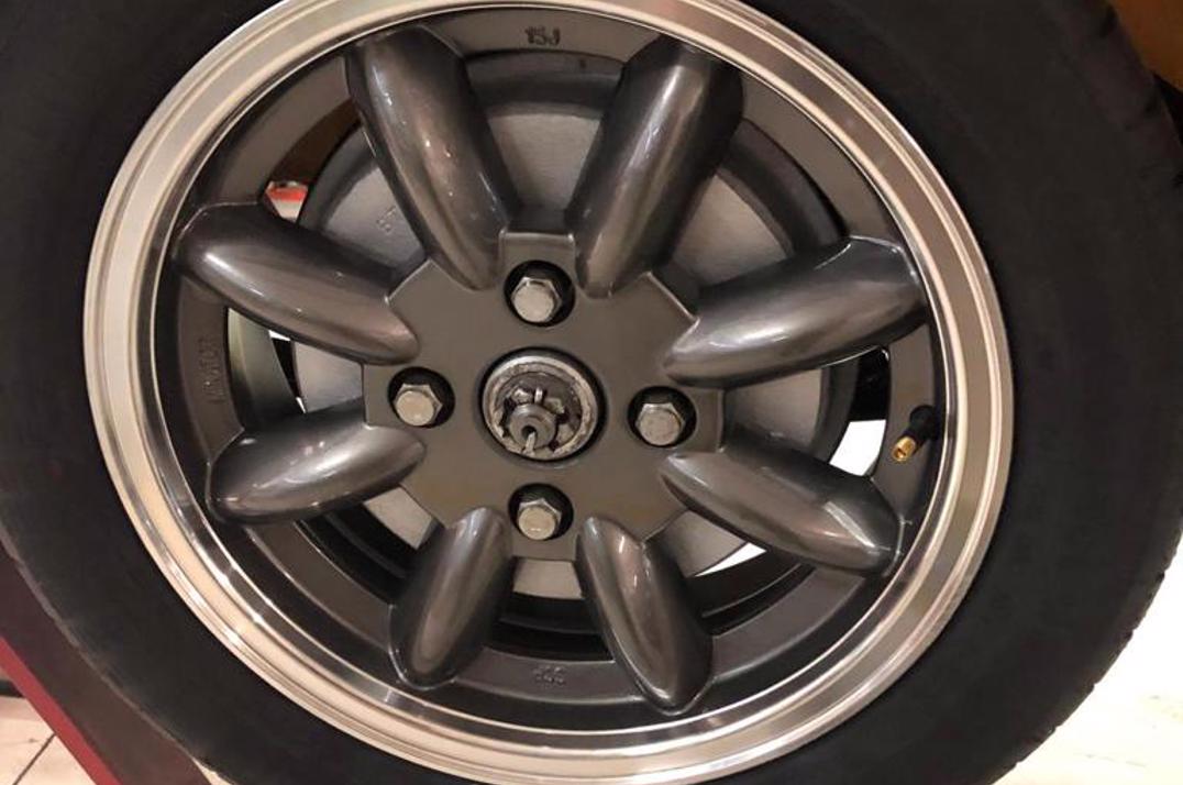 MGB GT gallery image 24