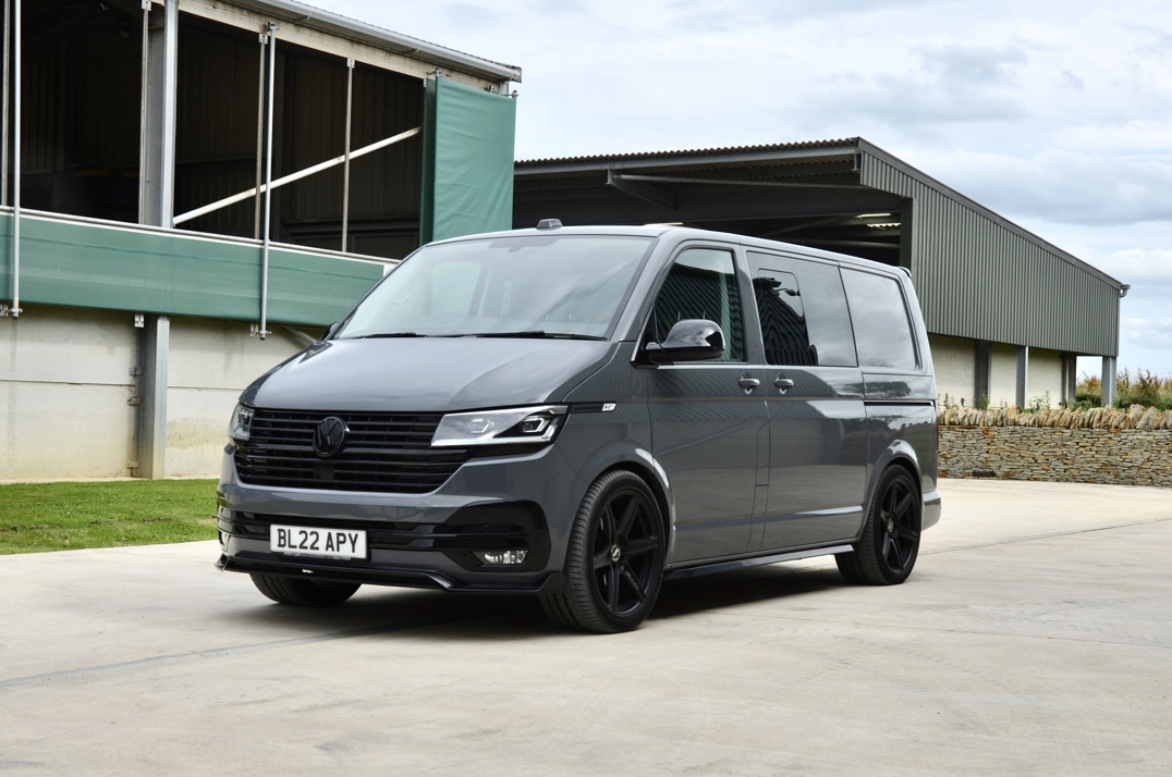 Volkswagen Kombi Sportline T6.I Auto gallery image 2