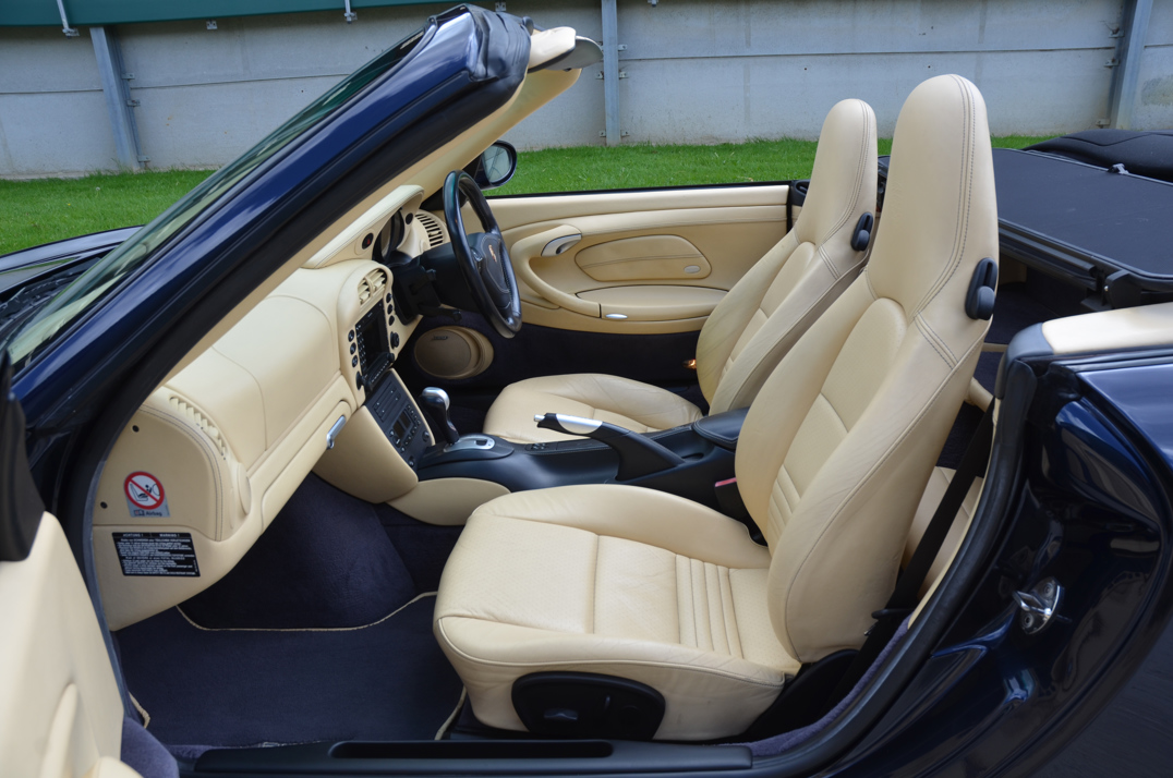 Porsche 911 (996) Carrera 4S Tiptronic Cabriolet gallery image 37