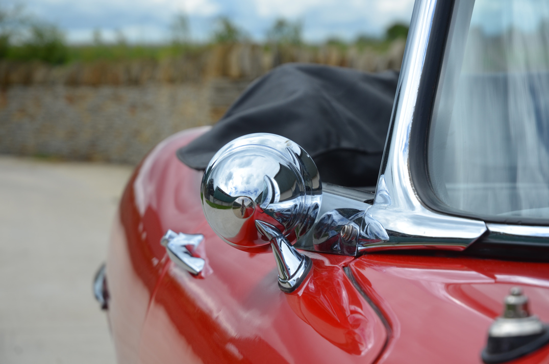 Jaguar E Type 4.2 Roadster Series 1.5 gallery image 20