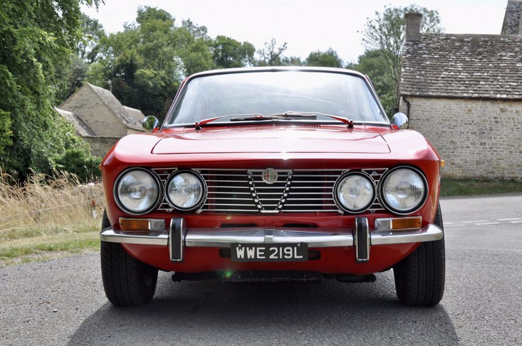 Alfa Romeo 2000 GTV Coupe gallery image 3