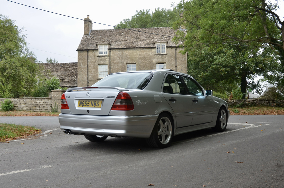 Mercedes C36 AMG W202 Saloon gallery image 5