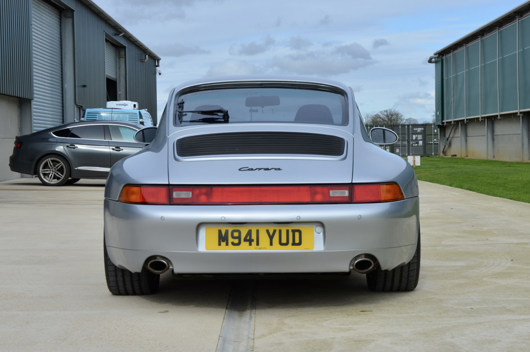 Porsche 911 993 Carrera Coupe Tip gallery image 8