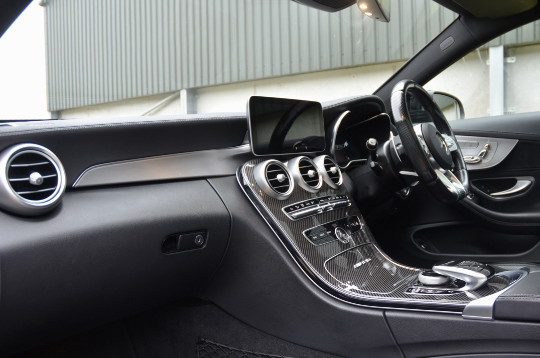 Mercedes C63 AMG 4.0 Biturbo Premium Plus. gallery image 30