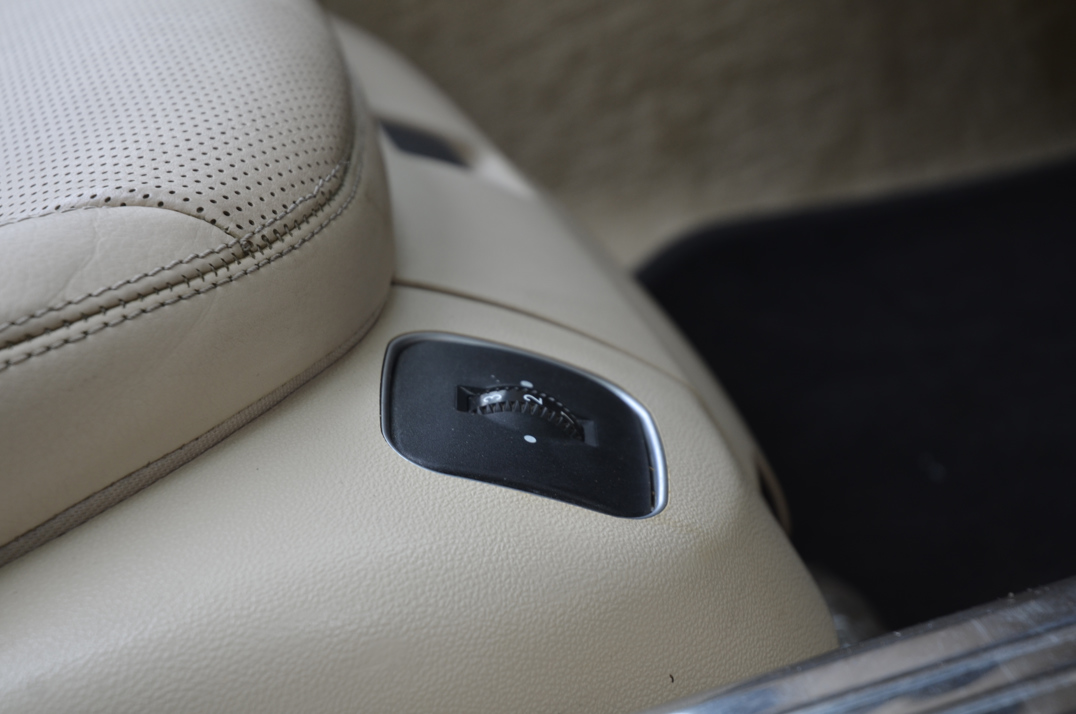 Mercedes SL 500 5.5 Auto gallery image 53