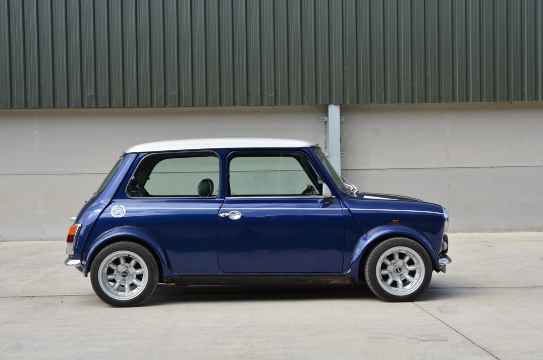 Mini Cooper gallery image 5
