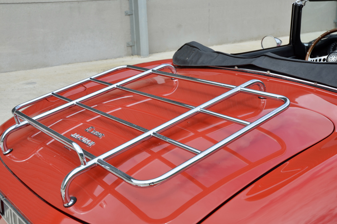 Jaguar E Type 4.2 Roadster Series 1.5 gallery image 23