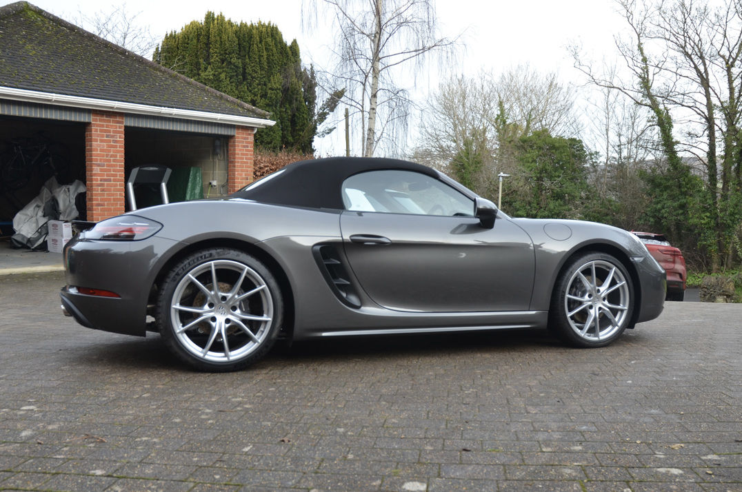 Porsche Boxster 718 PDK gallery image 3