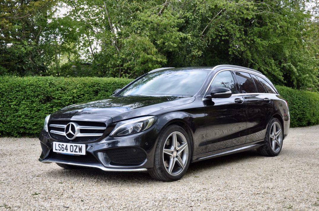 Mercedes C 220 AMG Line Premium Bluetech Estate gallery image 4