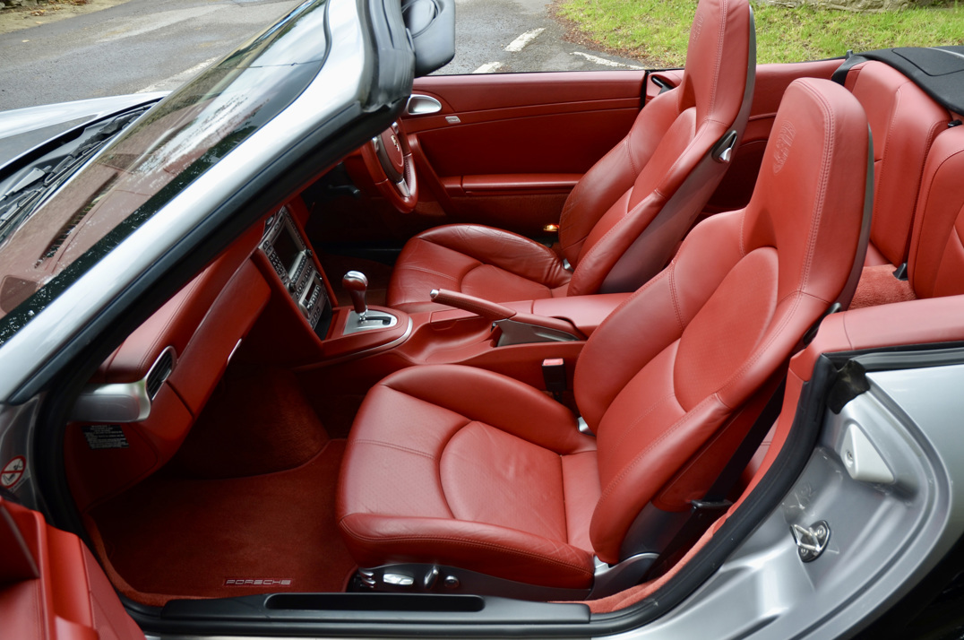 Porsche 911 Turbo Cabriolet Tip-Tronic gallery image 37