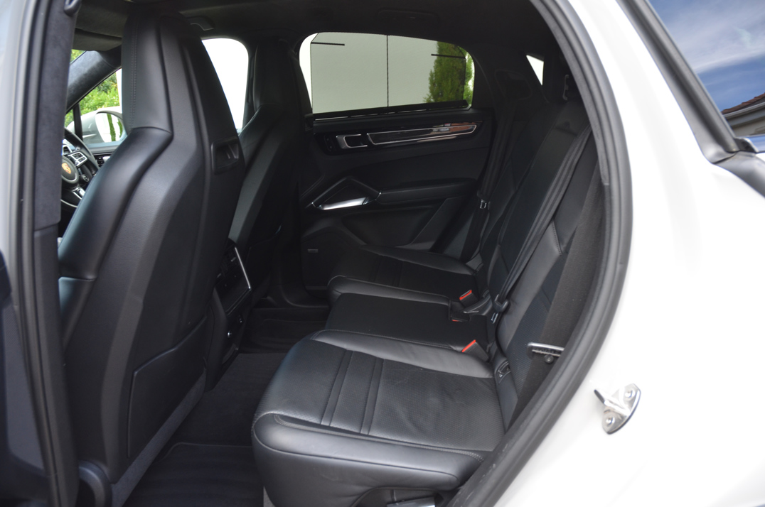 Porsche Cayenne Turbo Coupe gallery image 40